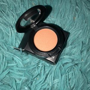 MAC eyeshadow in Texture